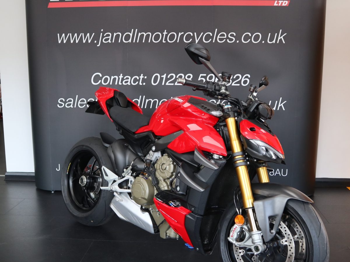 Ducati Streetfighter V4S, One Owner, Full Ducati History, Lots of Extras! Carbon Extras, Low Mileage
