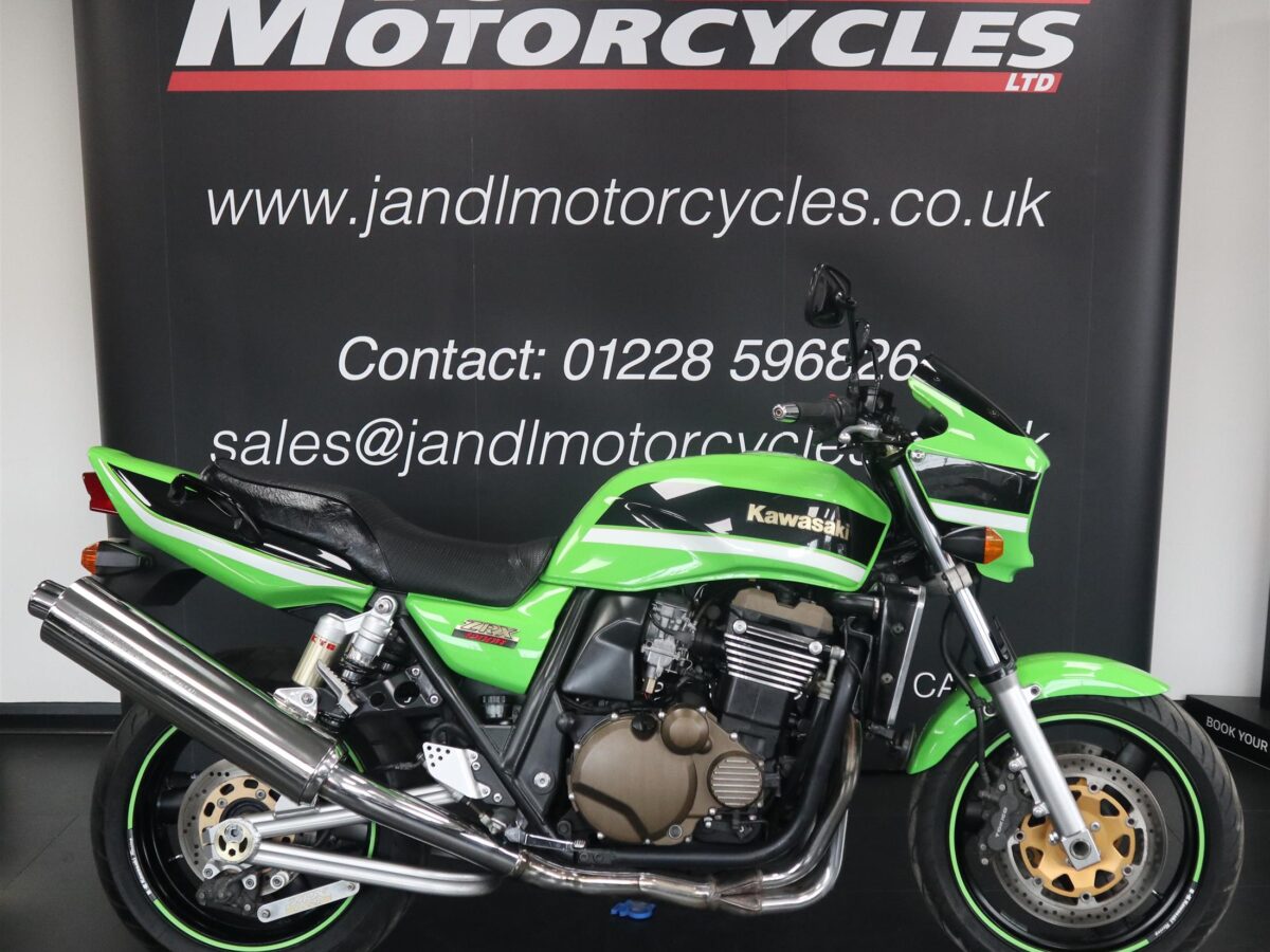 Kawasaki ZRX 1200. Excellent Example, Original Condition. Last Production Year 2006