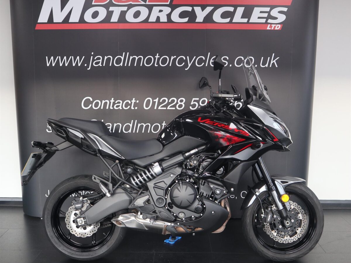 Kawasaki Versys 650. One Owner From New,Oxford Heated Grips, Kawasaki Handguards, Excellent Condition